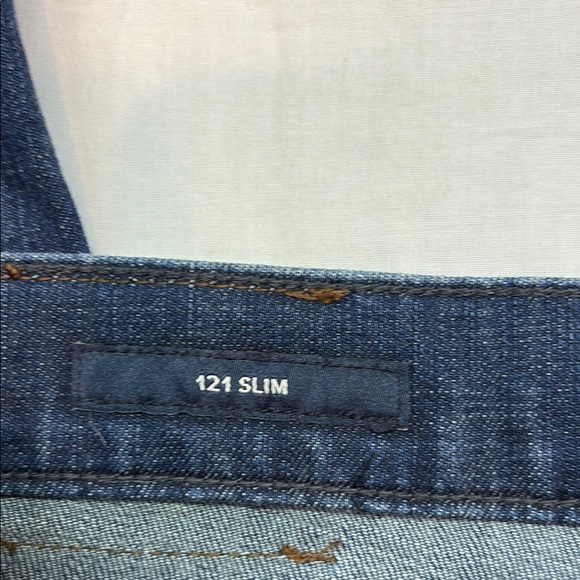 Lucky Brand Men's 36x30 121 Heritage Slim Straight Leg Jeans Blue Denim EUC - Picture 3 of 9